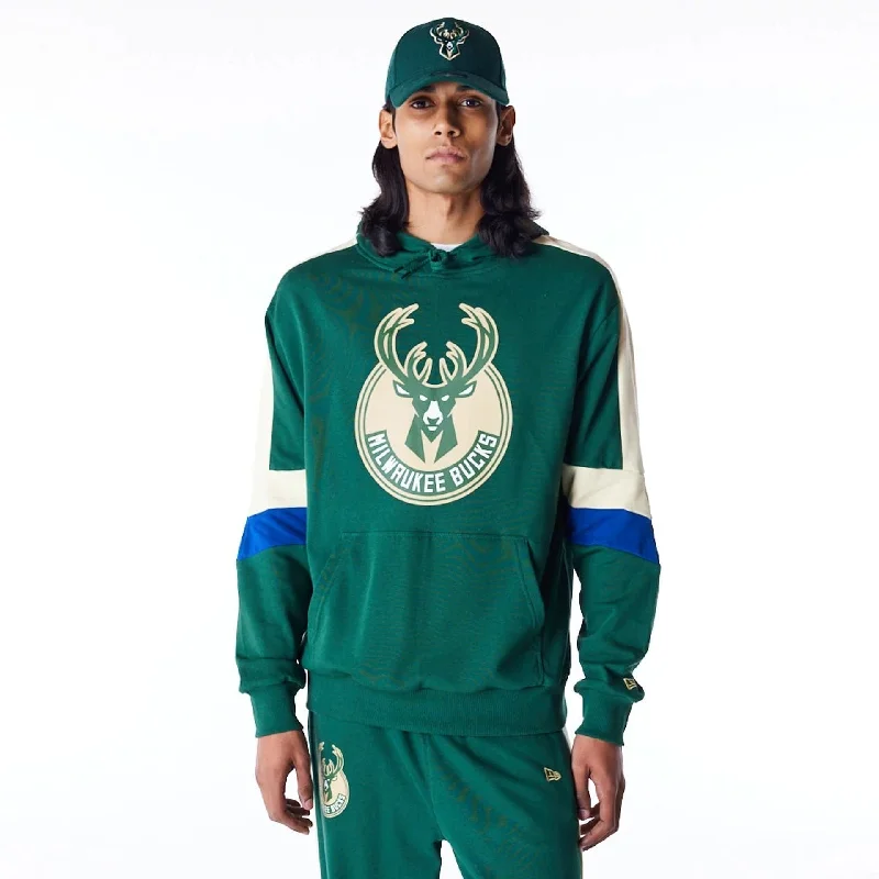 Oversized men hoodie with dropped shoulders for a streetwear look Milwaukee Bucks Colour Block Dark Green Pullover Hoodie Oversized men hoodie with dropped shoulders for a streetwear look Milwaukee Bucks Colour Block Dark Green Pullover Hoodie