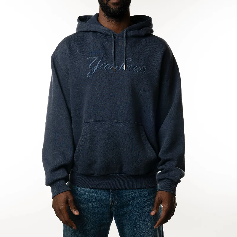 Graphic - printed men hoodie with anime motifs for otaku fans New York Yankees New Era Australia Dark Blue Oversized Pullover Hoodie