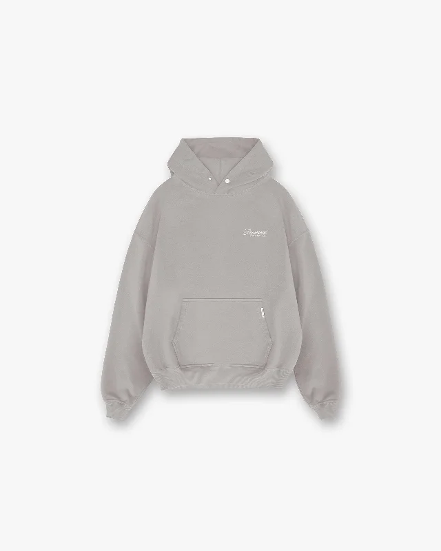 Oversized men hoodie with dropped shoulders for a streetwear look Represent Owners Club Script Hoodie - Slate