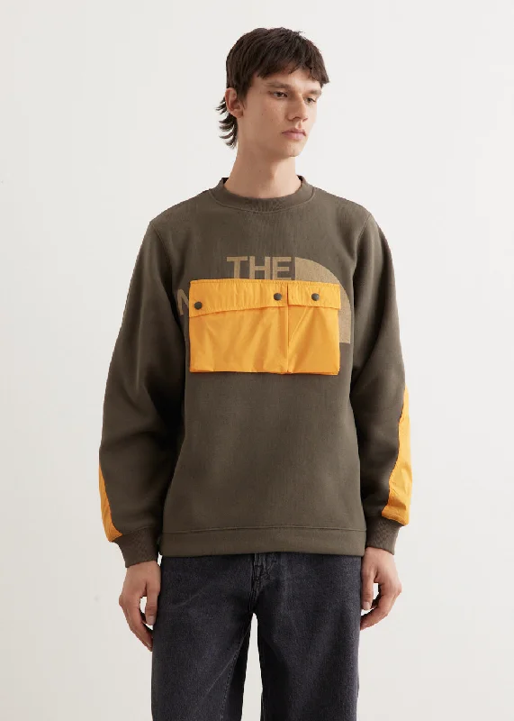 Tech - friendly men hoodie with a built - in headphone jack Pocket Crewneck
