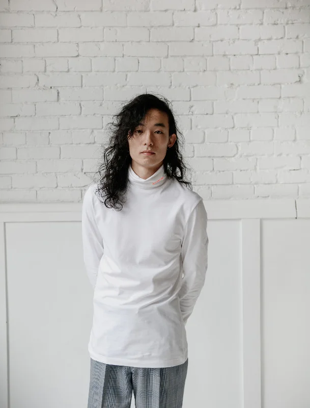 Floral - print men's knit tops for a trendy look​205 Turtleneck White