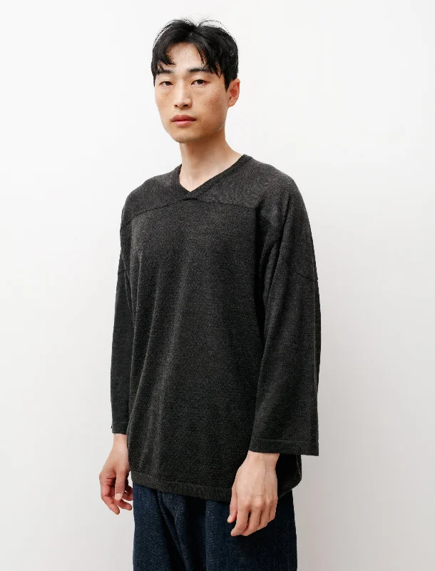 Men's knit tops with a moisture - wicking featureCashmere-Silk Mesh Knit PO Charcoal Men's knit tops with a moisture - wicking featureCashmere-Silk Mesh Knit PO Charcoal