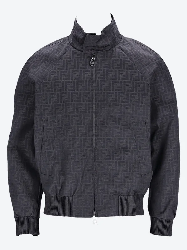 Stretch - fabric men jackets for unrestricted movement during workoutsCoated canvas logo jacket Stretch - fabric men jackets for unrestricted movement during workoutsCoated canvas logo jacket