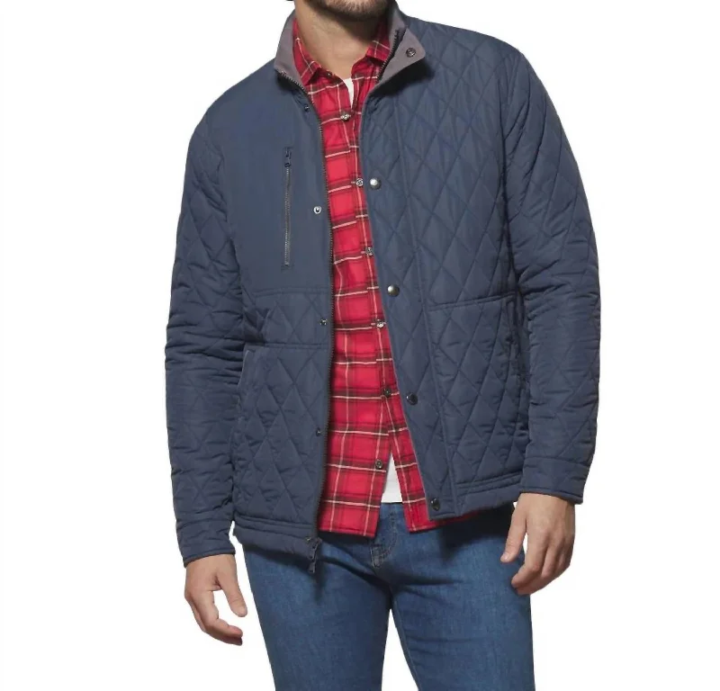 Hooded men jackets with a detachable faux - fur trim for added warmthMen's Juno Jacket In Navy Blue