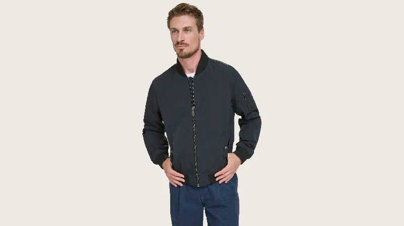 Men jackets with a media - friendly pocket for easy access to gadgetsMen's Sail Recycled Nylon Jacket Men jackets with a media - friendly pocket for easy access to gadgetsMen's Sail Recycled Nylon Jacket