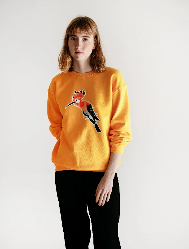 Men's knit tops with a dropped shoulder for a relaxed fitGarment Dyed Pinchy Don Logo Crewneck Men's knit tops with a dropped shoulder for a relaxed fitGarment Dyed Pinchy Don Logo Crewneck