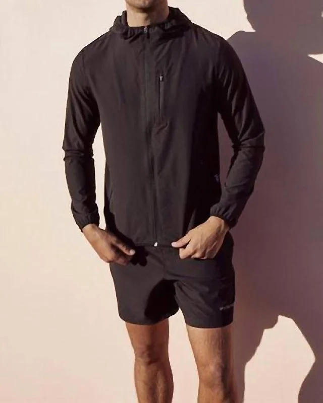 Men jackets with a media - friendly pocket for easy access to gadgetsOnset Jacket In Black Men jackets with a media - friendly pocket for easy access to gadgetsOnset Jacket In Black