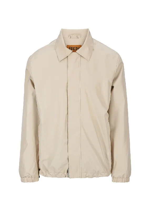 Lightweight men jackets made from recycled nylon for eco - friendly travelVårdugg Mens Jacket - Sand Lightweight men jackets made from recycled nylon for eco - friendly travelVårdugg Mens Jacket - Sand