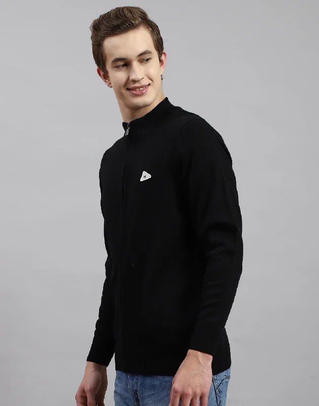 Men Black Solid Stand Collar Full Sleeve Pullover