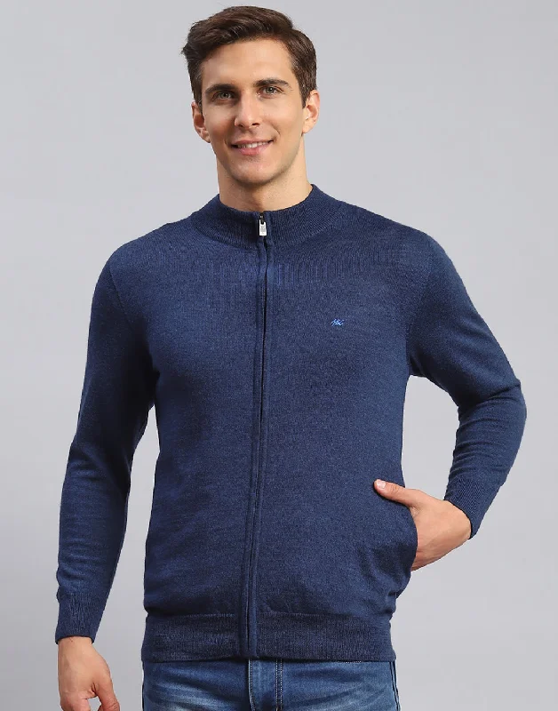 Men's Shearling - Lined Leather Sweater in Brown for a Rugged and Warm Winter EnsembleMen Navy Blue Solid Stand Collar Full Sleeve Pullover