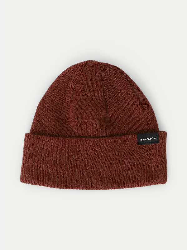 White men's snow jacket for a clean appearanceThe Merino Wool Beanie in Cappuccino
