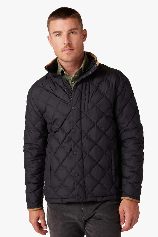 Tweed men waistcoats with a traditional herringbone pattern for a classic lookBELMONT QUILTED JACKET Black Solid Tweed men waistcoats with a traditional herringbone pattern for a classic lookBELMONT QUILTED JACKET Black Solid