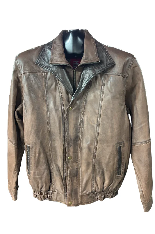 Men leather waistcoats with a decorative button - front for a formal and refined lookOversized Woodgrain Leather Men leather waistcoats with a decorative button - front for a formal and refined lookOversized Woodgrain Leather