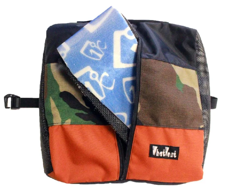 Men vest with a zip - off hood for added protection in inclement weatherSkins Bag -Camo Men vest with a zip - off hood for added protection in inclement weatherSkins Bag -Camo