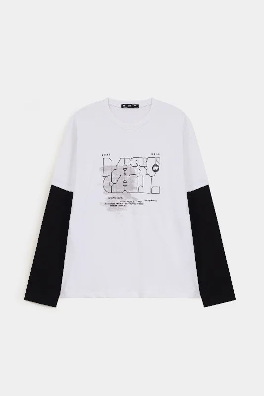 Men's organic cotton crew - neck t - shirts for everyday comfortExtended Sleeve Graphic T-shirt