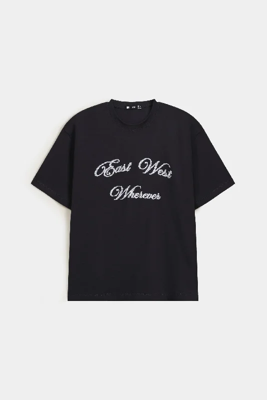 Men's short - sleeve linen t - shirts for summer beach outingsCrew Neck Embroidered Slogan T-Shirt