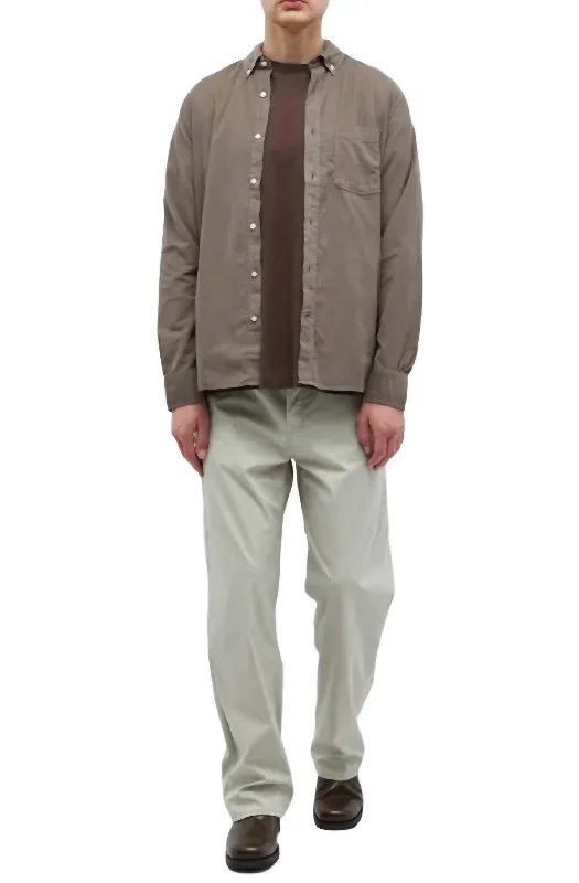 Men's plus - size pocket t - shirts with a classic lookArsene Baby Cord Shirt In Taupe