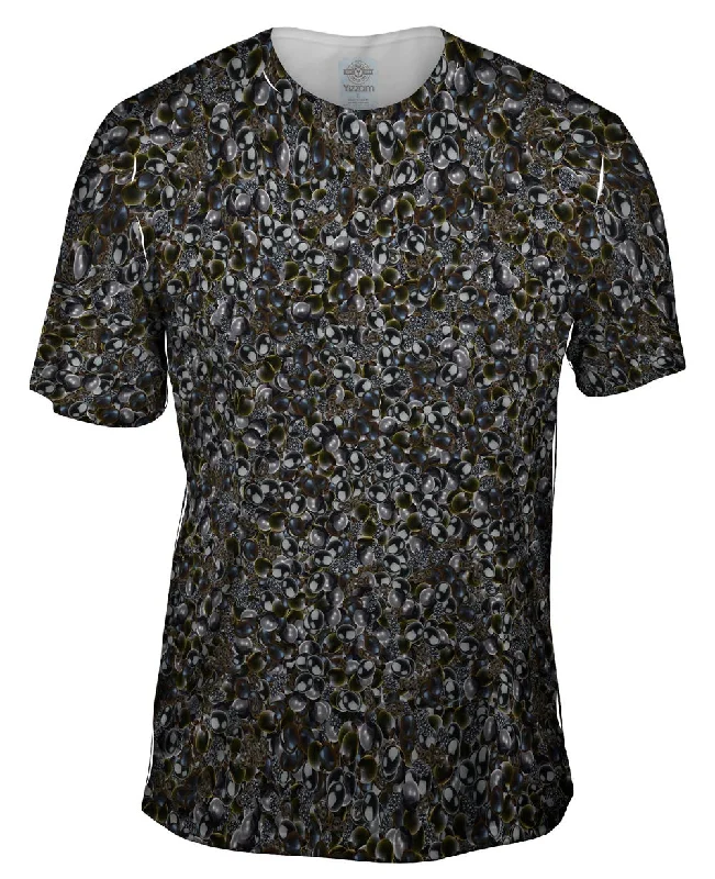 Men's polo t - shirts with a contrast collar for a preppy lookItalian Olives