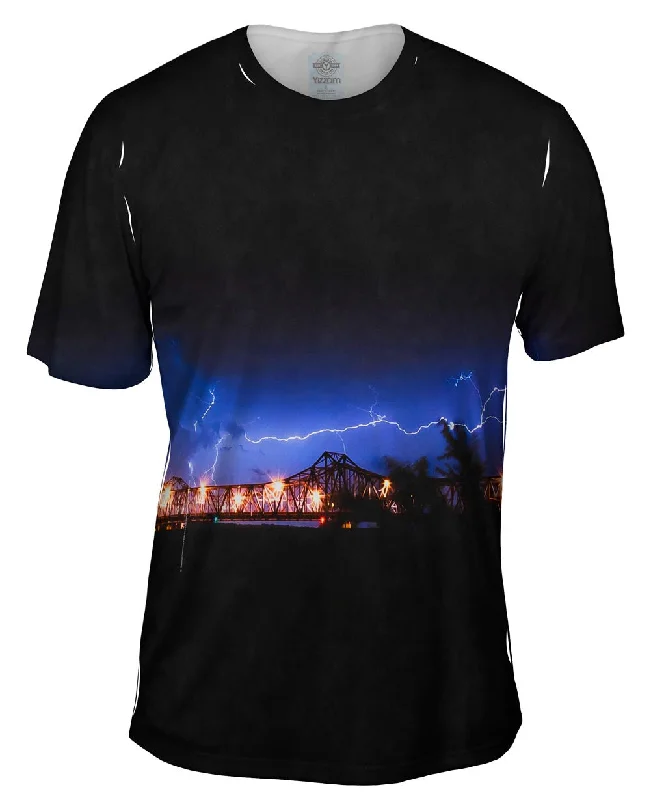 Men's UV - protection t - shirts for outdoor activities in the sunLightning Crashes