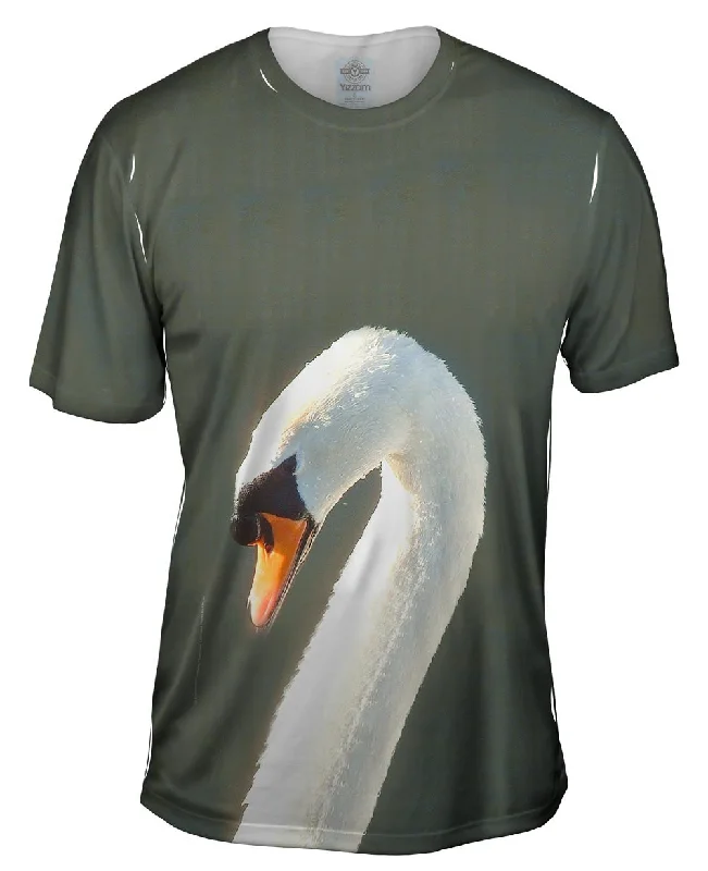 Men's polo t - shirts with a contrast collar for a preppy lookLong Neck Swan