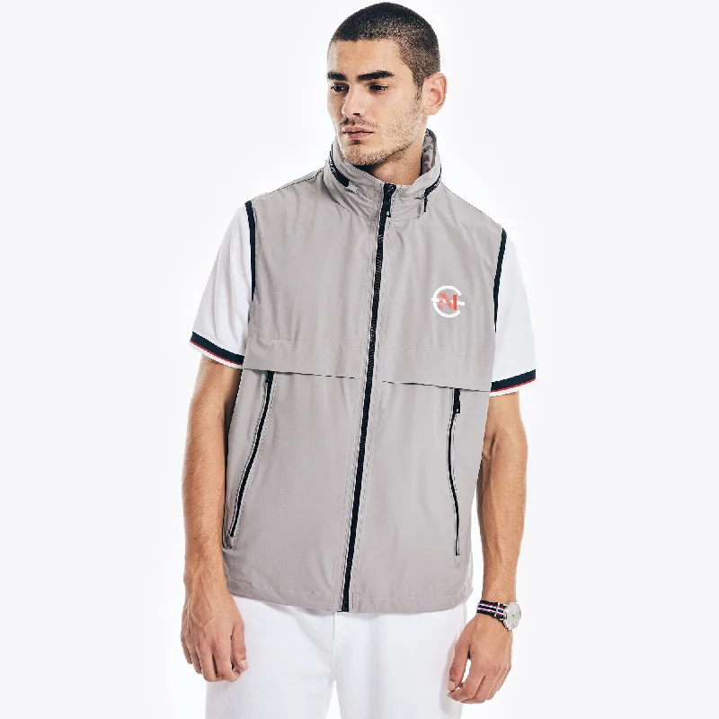 Men's ribbed t - shirts with a textured finish for added styleNautica Mens Competition Lightweight Vest