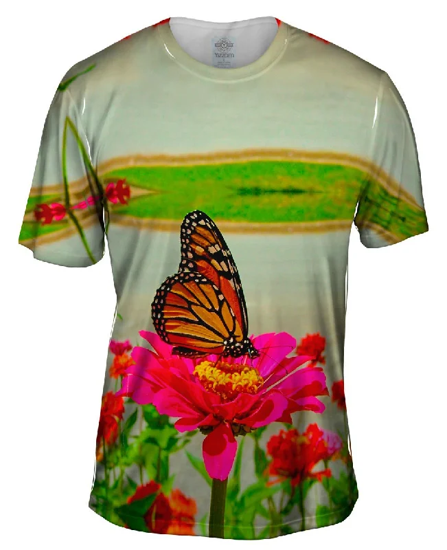 Men's short - sleeve linen t - shirts for summer beach outingsPink Flower Butterfly