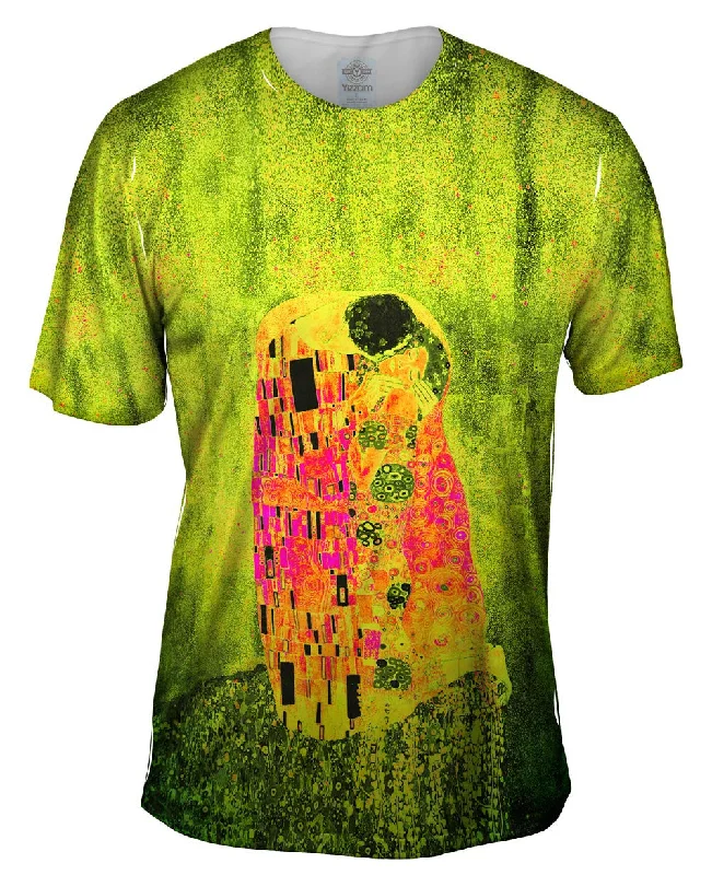 Men's printed Hawaiian t - shirts for tropical vacationsPop Art Klimt - "The Kiss Yellow" (1907)
