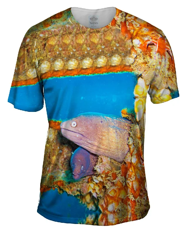Men's printed Hawaiian t - shirts for tropical vacationsTwo Moray Eels Underwater